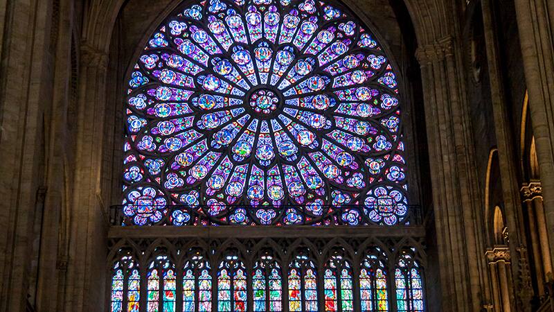 パリ　ノートルダム大聖堂ステンドグラス